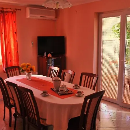 Holiday home Holiday Muntic